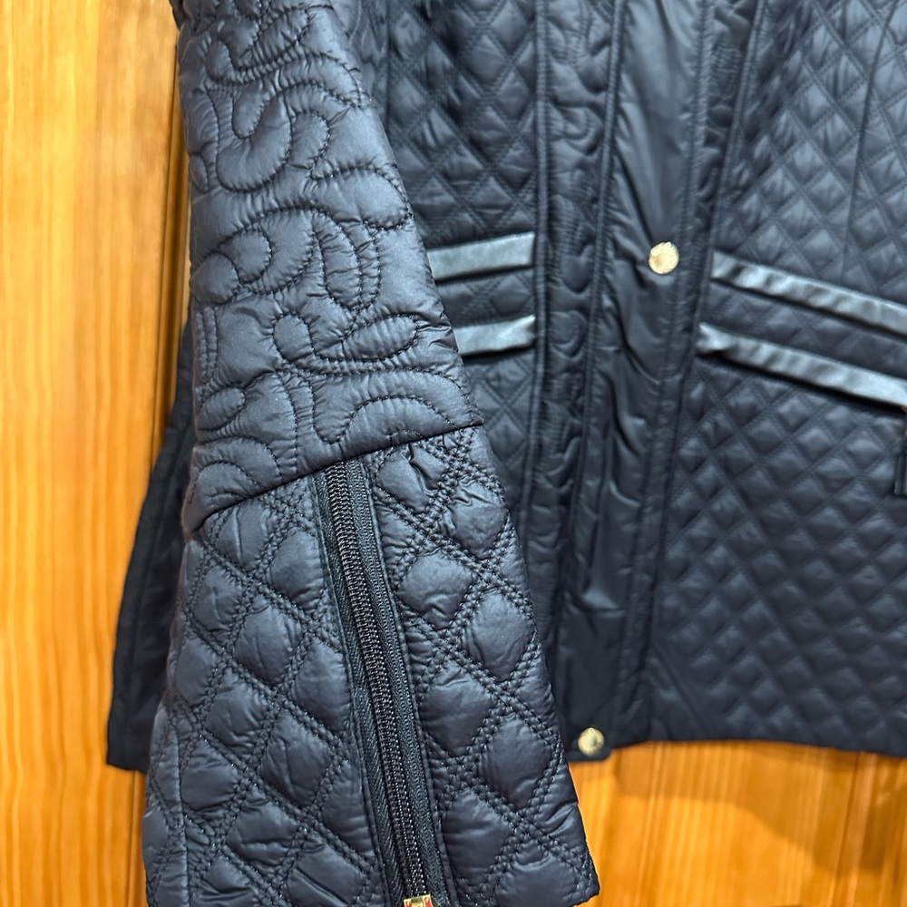 Jacket - Picture 10 of 10